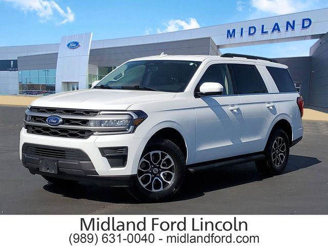 2024 Ford Expedition XLT in Oxford White — front three-quarter view