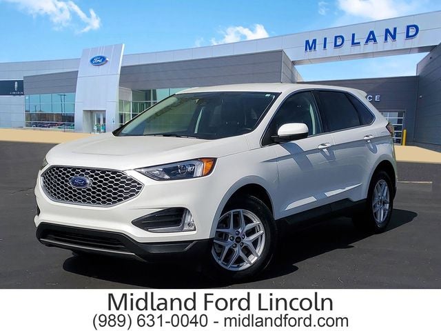 2023 Ford Edge SEL in White Metallic — front three-quarter view